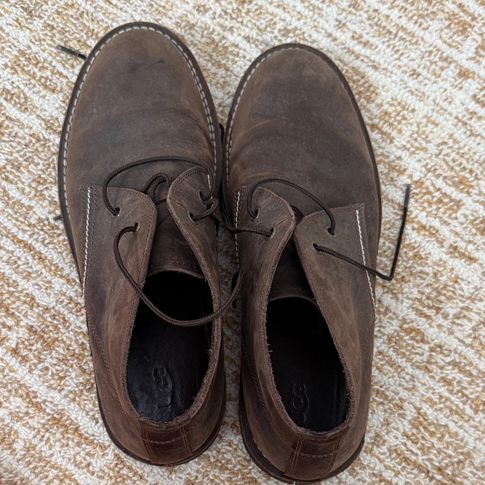 UGG Men's Dark Brown Chukka Camino Boots - Picture 4 of 5